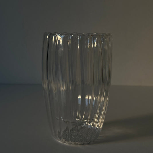 Gewelltes Glas