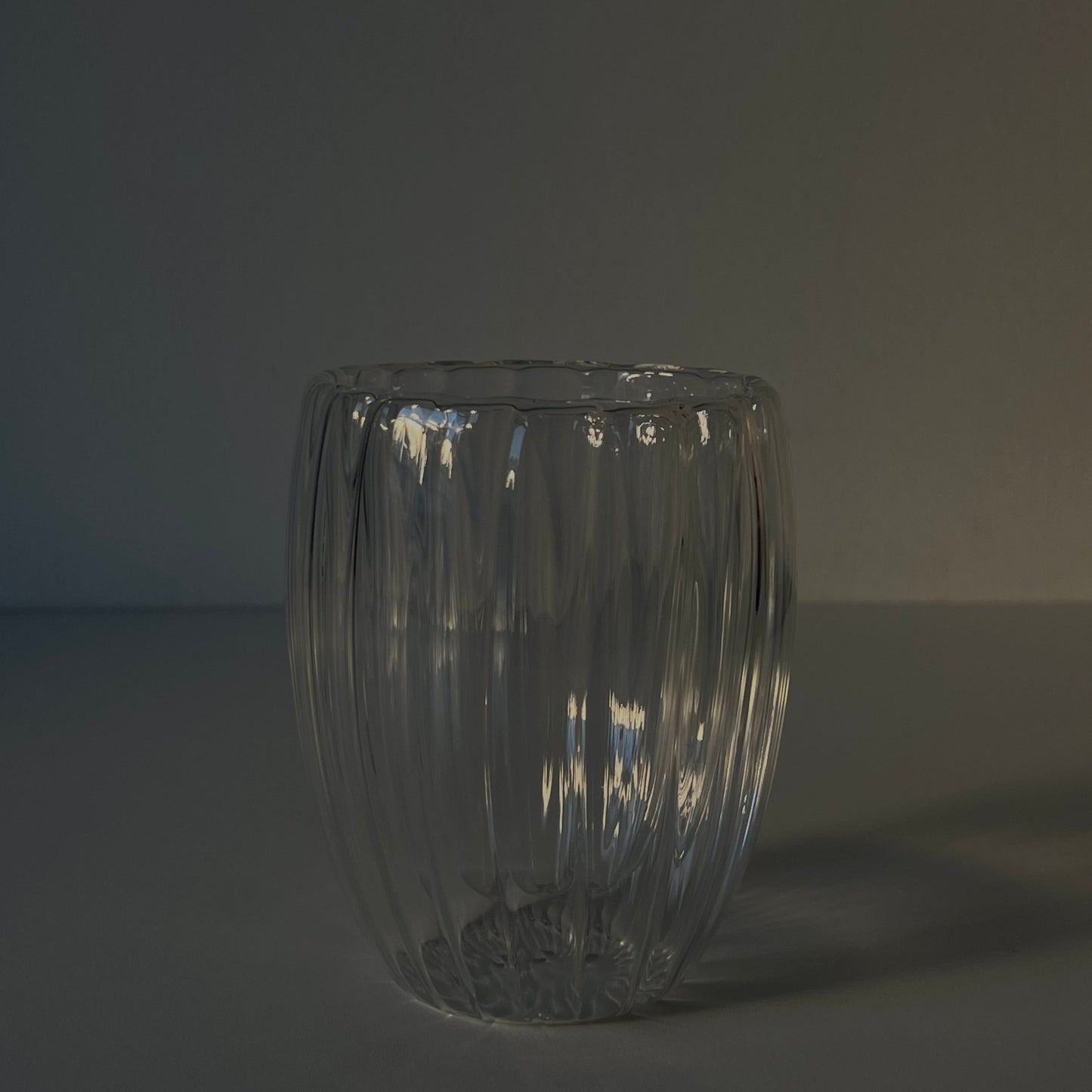 Gewelltes Glas
